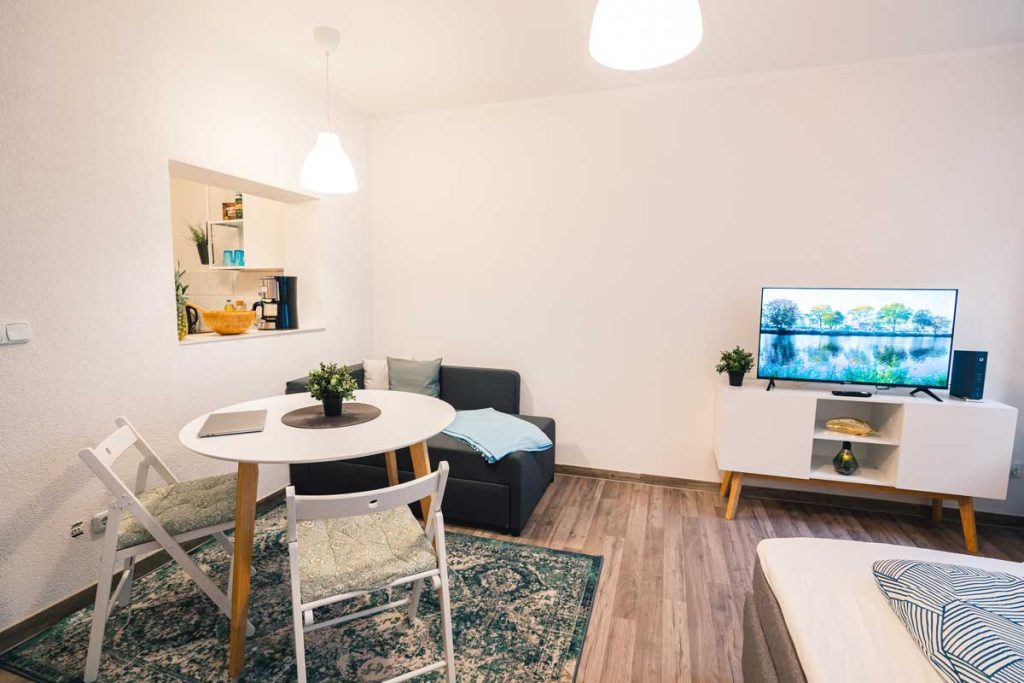 gera-ferienwohnung-apartment-mieten-buchen-online-2022-zimmer-möbliert-wlan-sofort-verfügbar-frei-zimmer-stadt-hotel-rooms